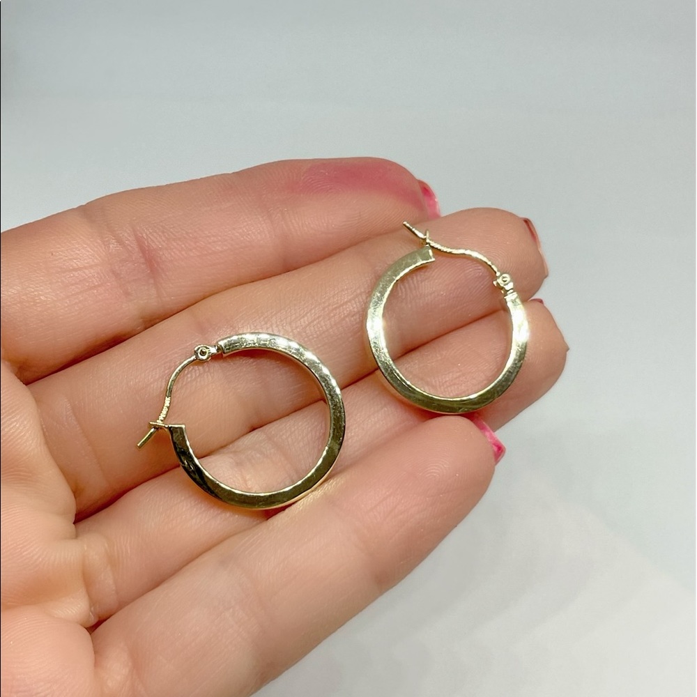 New 14k Polished Square tube Hoop Earrings, Size 20 mm -